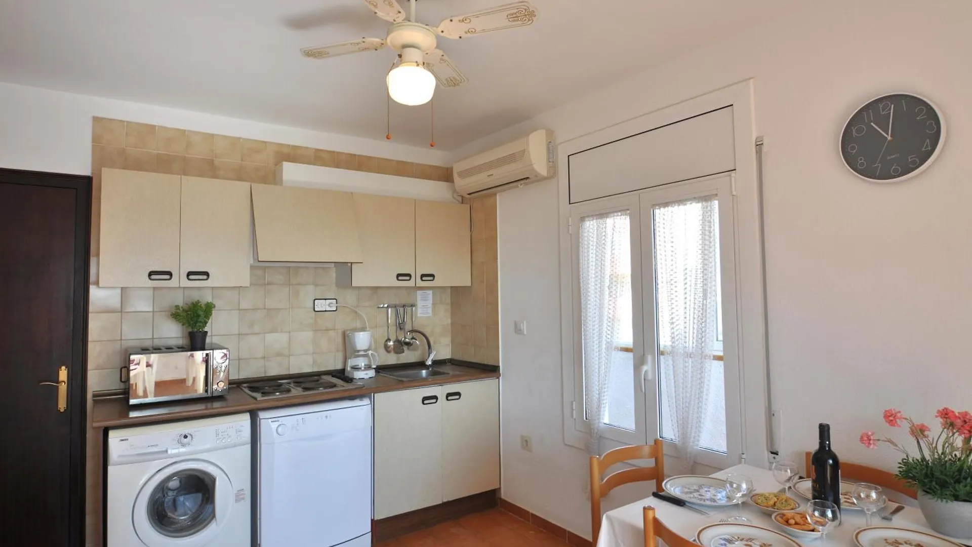 Appartement Rnet - Playa Sol - Roses Costa Brava à Santa Margarita  Santa Margarita (Catalonia)